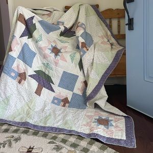 Vintage Hand Quilted Throw Quilt